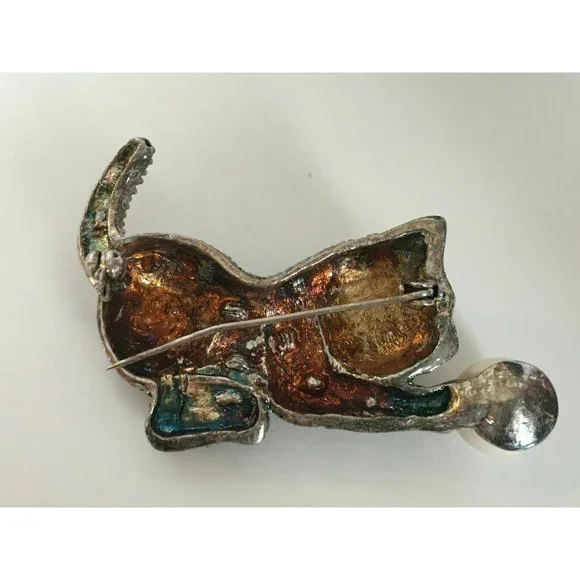 Cat Brooch Pin Faux Pearl Ball Silver Tone Playful Kitten Vtg Fashion Jewelry - Picture 6 of 6